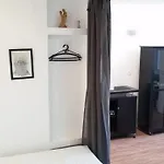 Quarto Com Banheiro Privativo