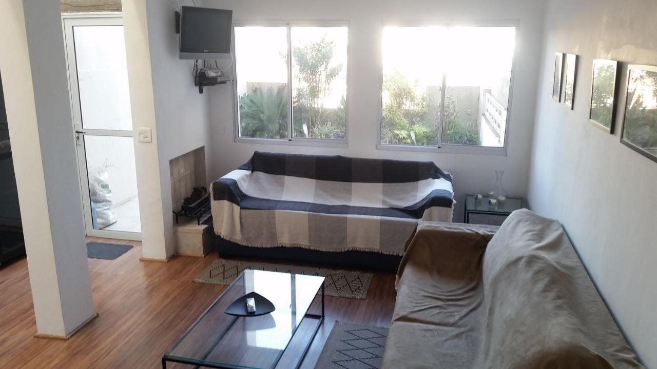 Quarto Com Banheiro Privativo